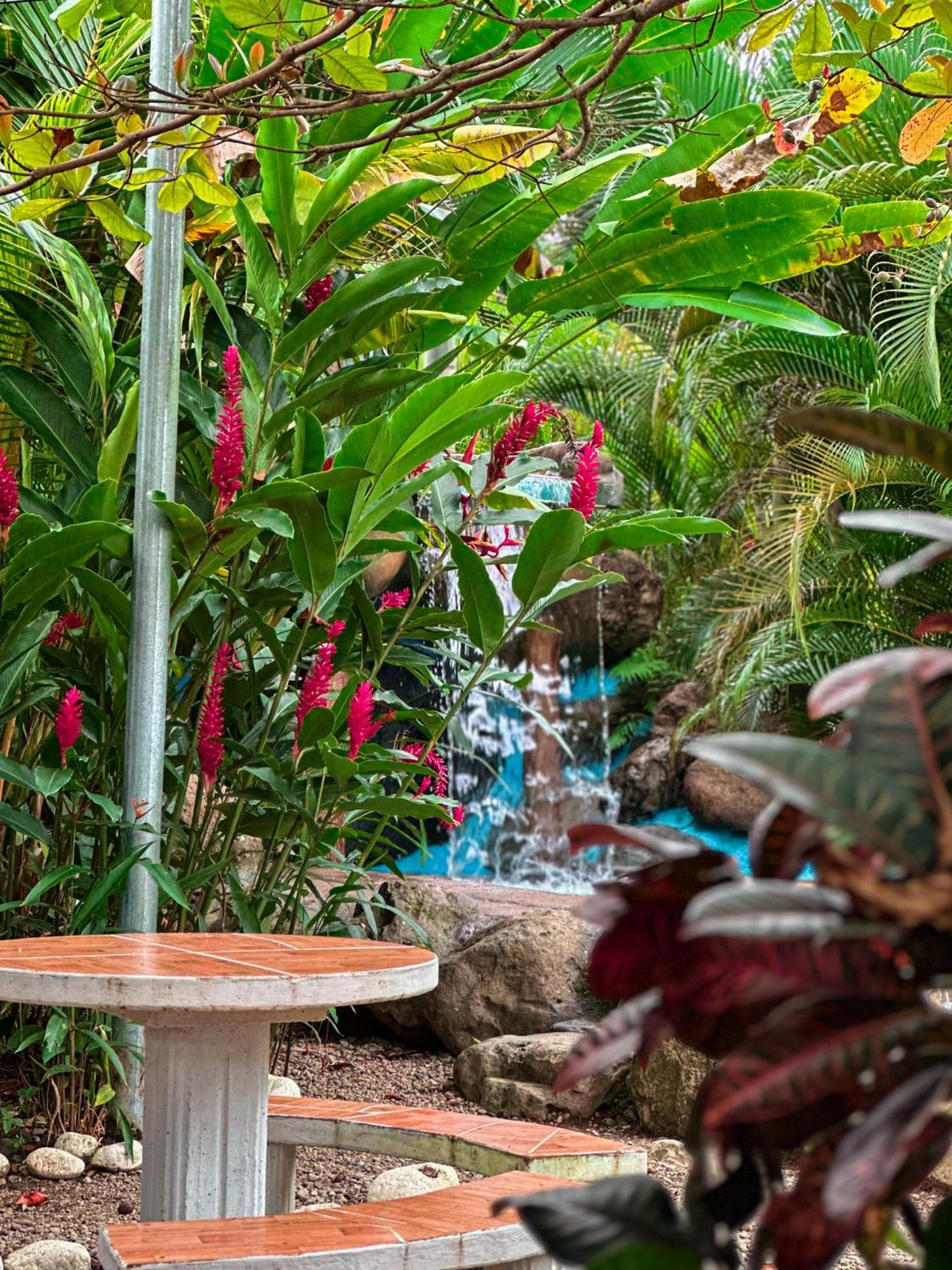Cabanas Rio Escondido En La Fortuna 外观 照片