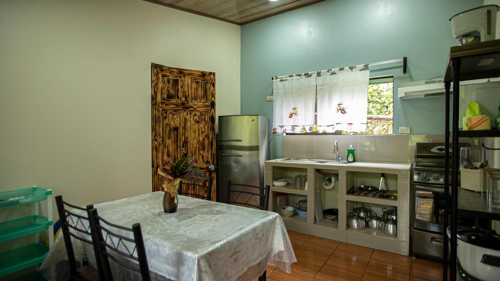 Cabanas Rio Escondido En La Fortuna 外观 照片